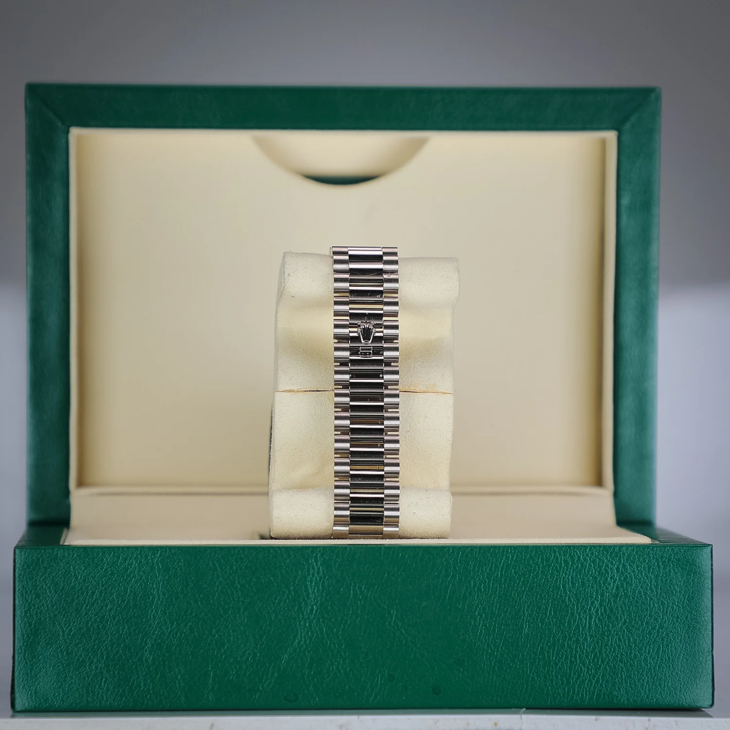 2021 Rolex DayDate Pave Diamond 228349RBr - Image 4