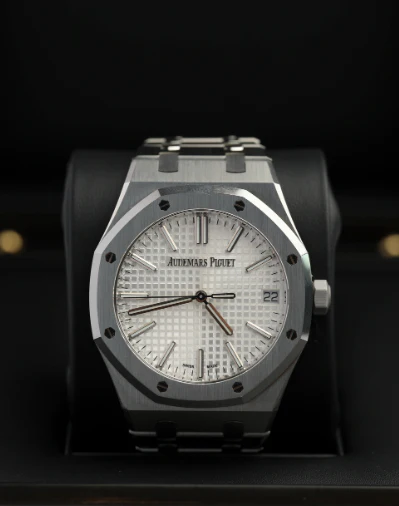 Audemars Piguet Royal Oak 41mm Silver Dial Stainless Steel 15510ST.OO.1320ST.08 - Image 2