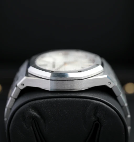 Audemars Piguet Royal Oak 41mm Silver Dial Stainless Steel 15510ST.OO.1320ST.08 - Image 3