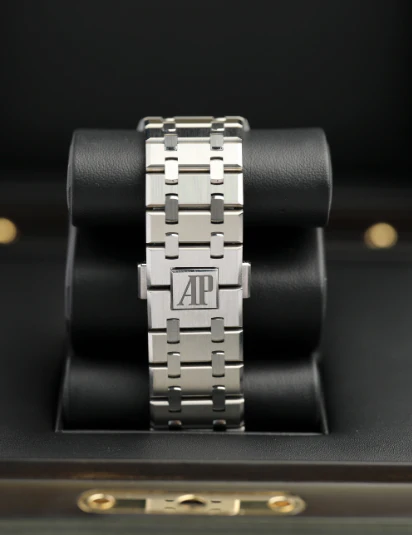 Audemars Piguet Royal Oak 41mm Silver Dial Stainless Steel 15510ST.OO.1320ST.08 - Image 7