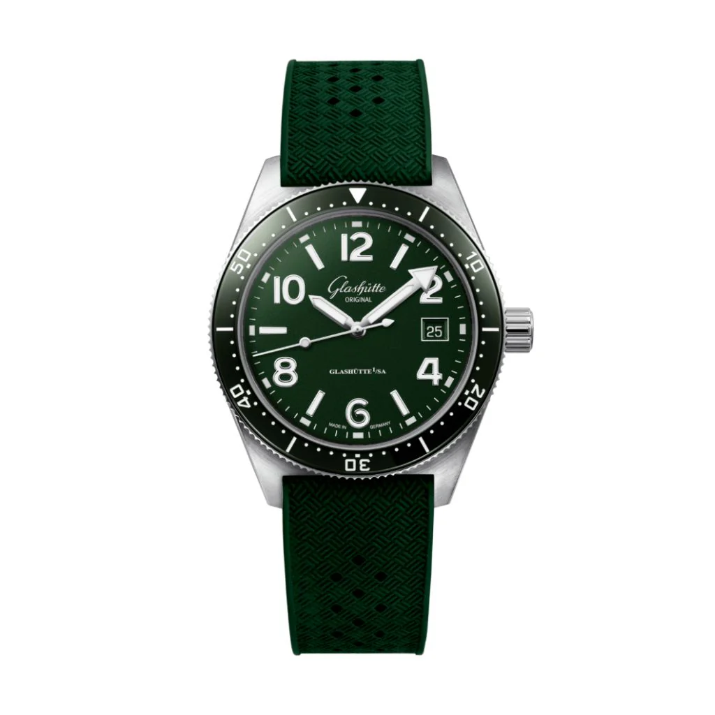 Glashutte Original SeaQ 39.50 mm Green Dial Stainless Steel Rubber Strap Green 1-39-11-13-83-37