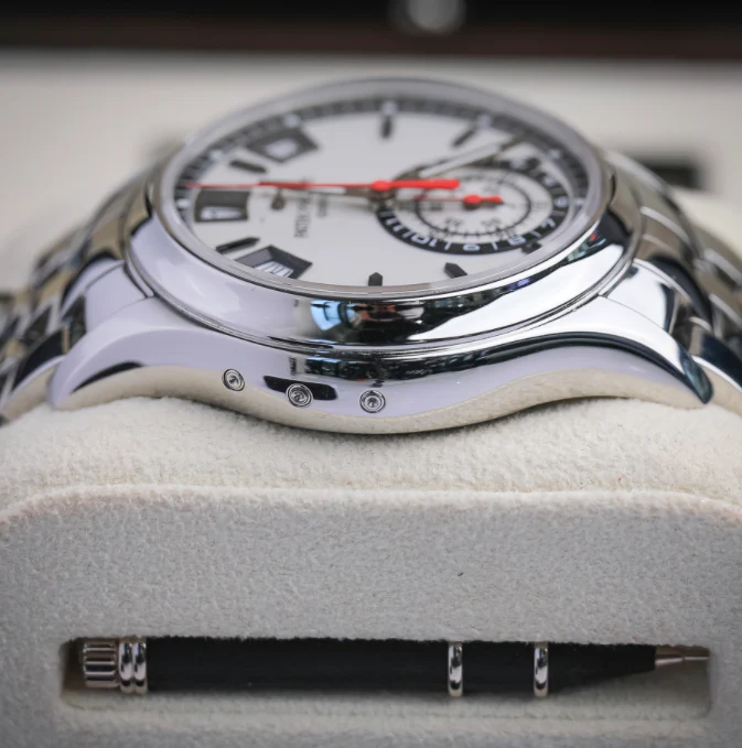 Patek Philippe Annual Calendar Chronograph 5960/1A-001 - Image 3