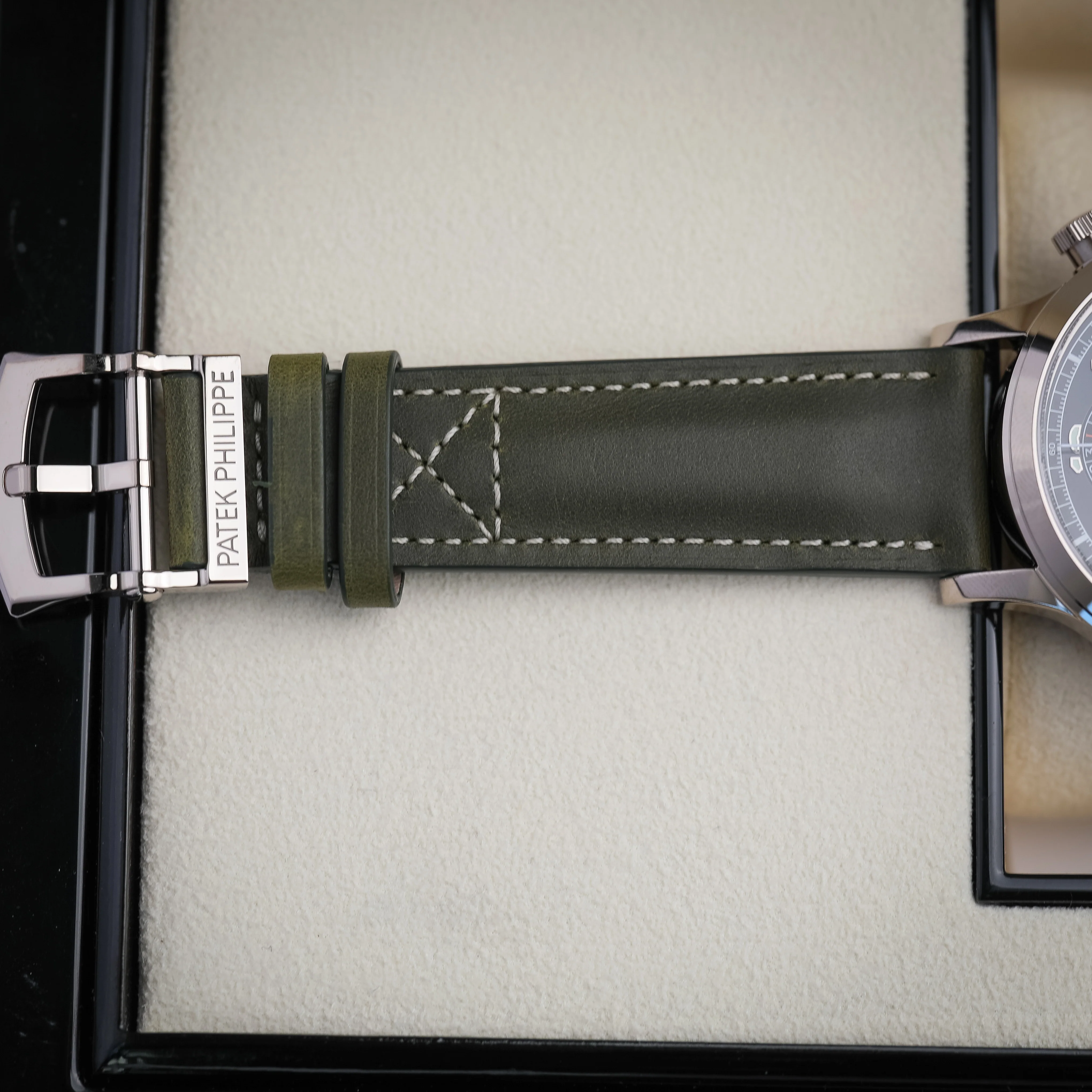 Patek Philippe Complications Calatrava Green Dial White Gold Case Green Strap 42 mm 5924G-010 - Image 6