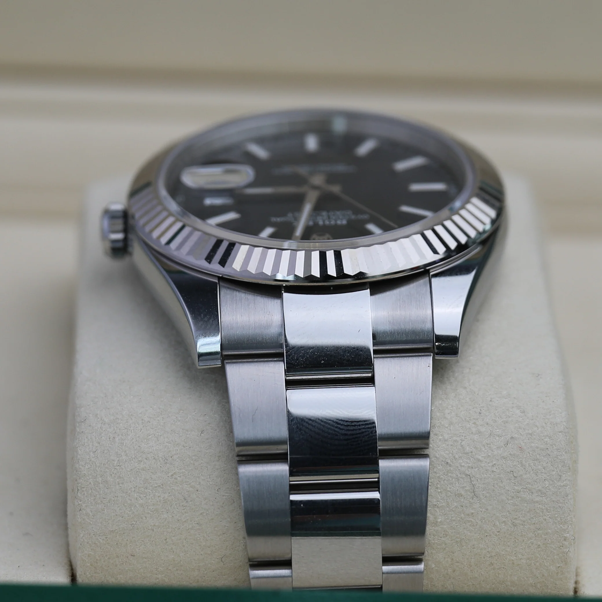 2025 Rolex Datejust 41 mm Bright blue Dial White Rolesor Oyster bracelet 126334-0001 - Image 6