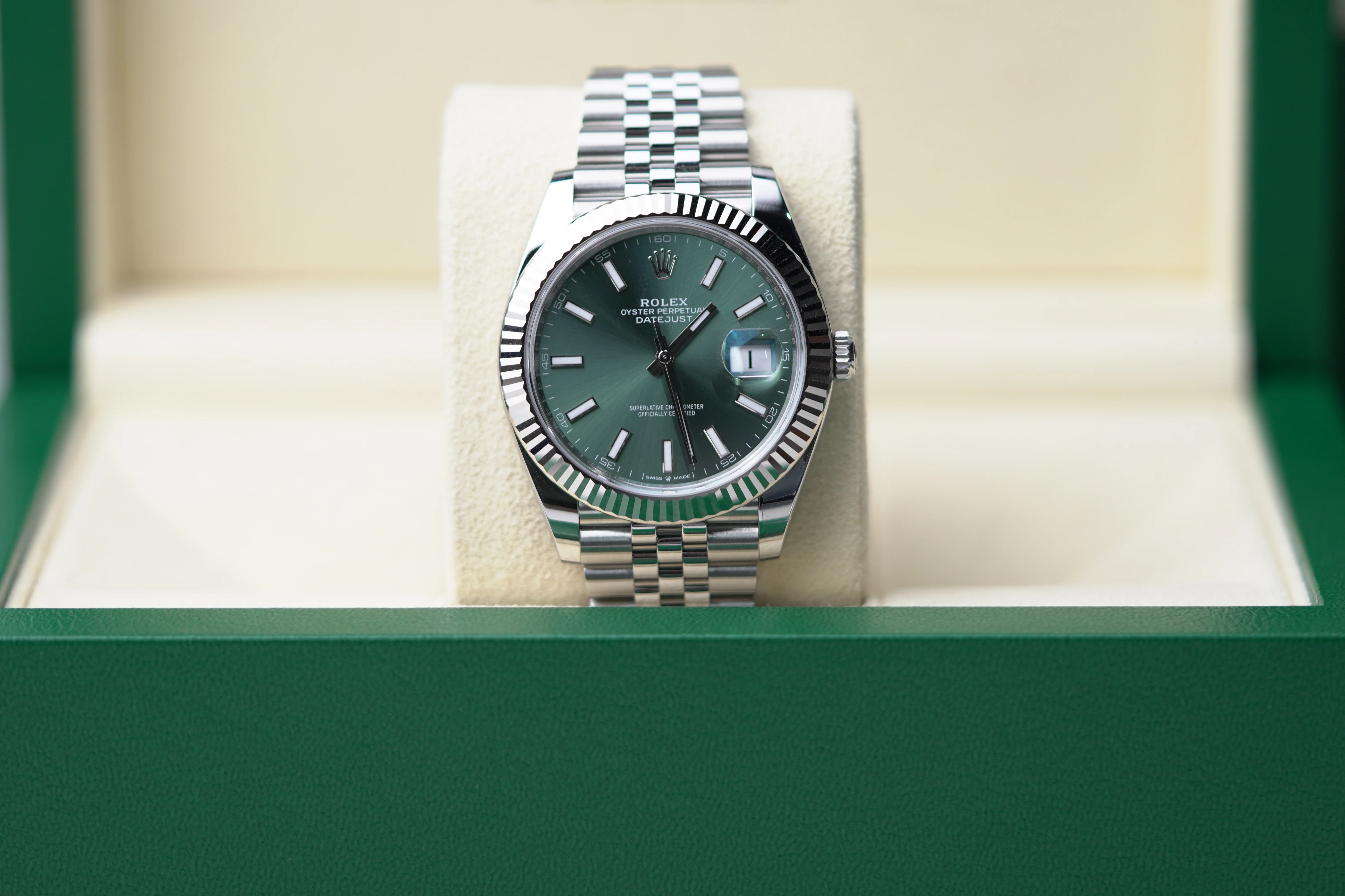 Rolex Datejust 41 mm Mint Green Dial Oystersteel and White Gold Jubilee Bracelet 126334-0028 - Image 7