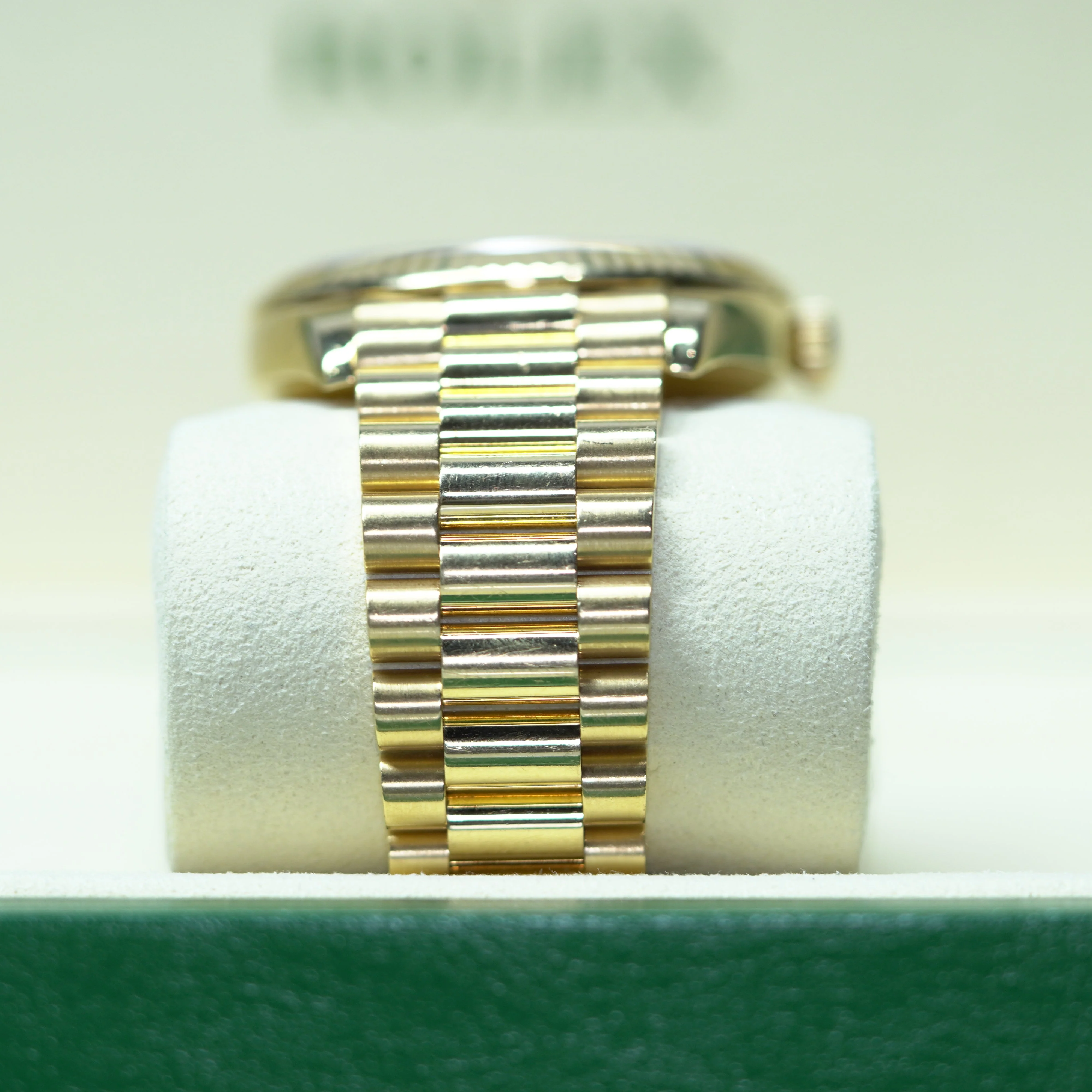 Rolex Day-Date 40 mm White Dial 18k Yellow Gold President Bracelet 228238-0042 - Image 4