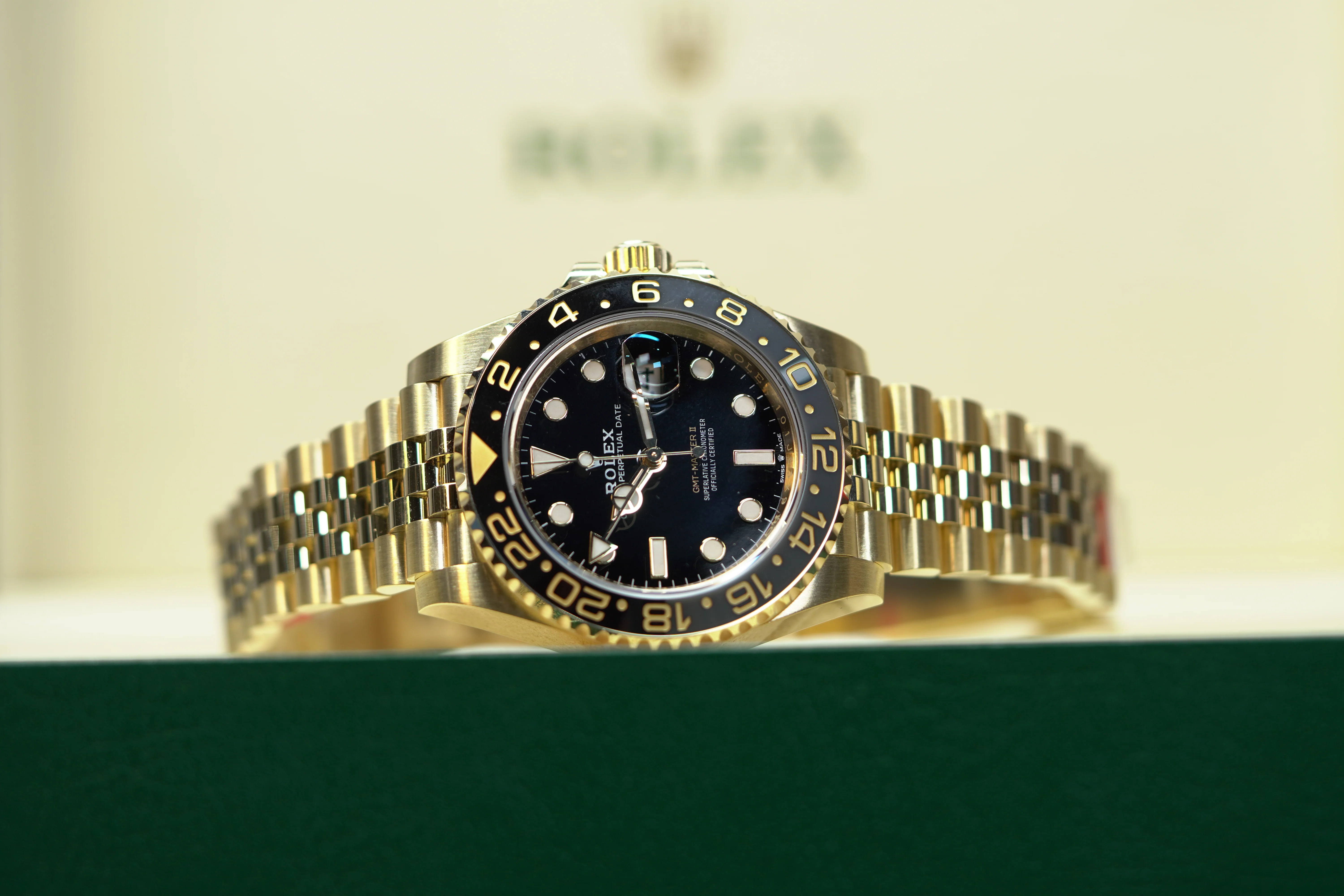 Rolex GMT-Master II 40 mm Black Dial 18k Yellow Gold Jubilee Bracelet 126718grnr-0001 - Image 6