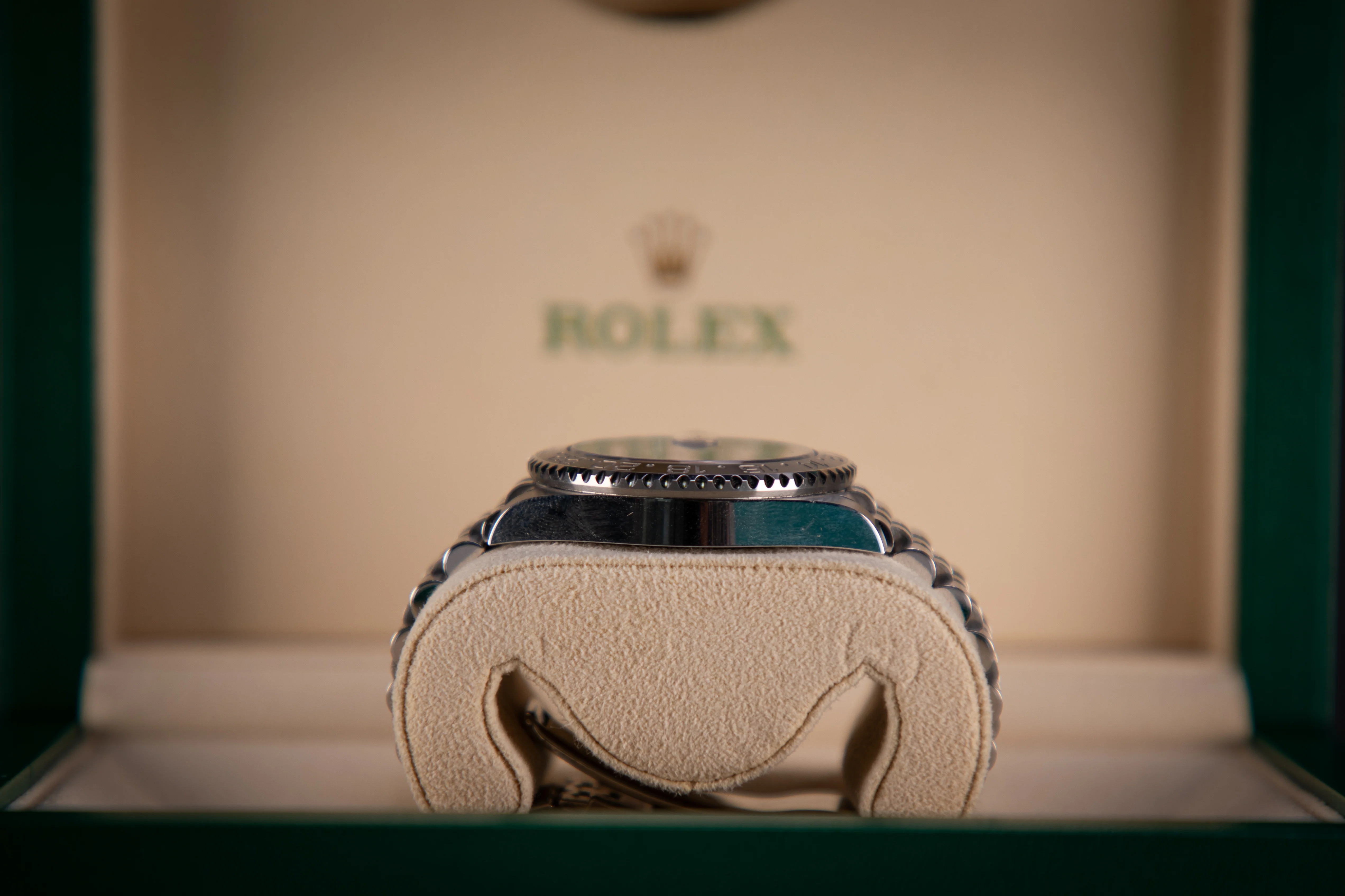 Rolex GMT-Master II Bruce Wayne 40 mm Black Dial Oystersteel Jubilee Bracelet 126710grnr-0003 - Image 5
