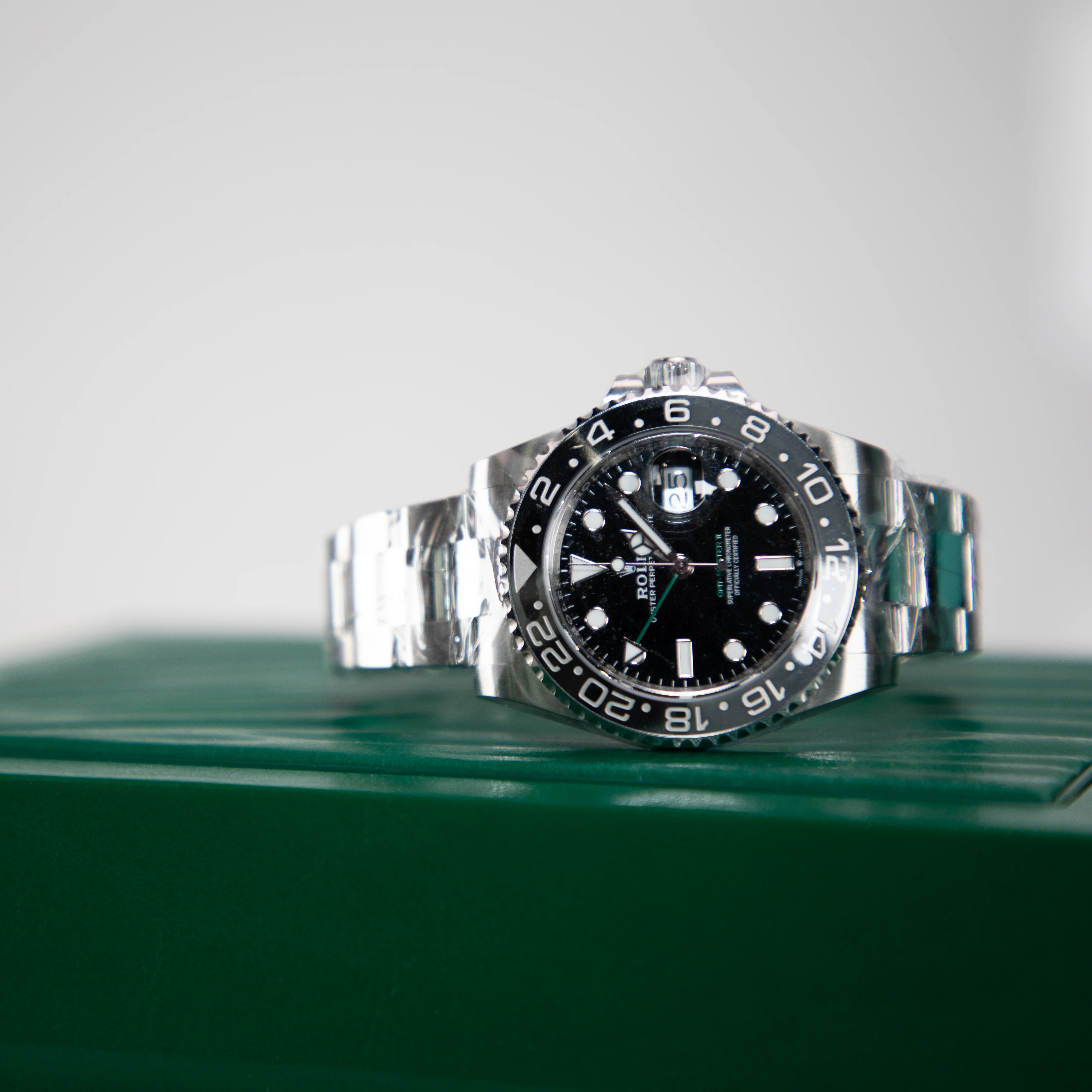 Rolex GMT-Master II Bruce Wayne 40 mm Black Dial Oystersteel Oyster Bracelet 126710grnr-0004 - Image 3