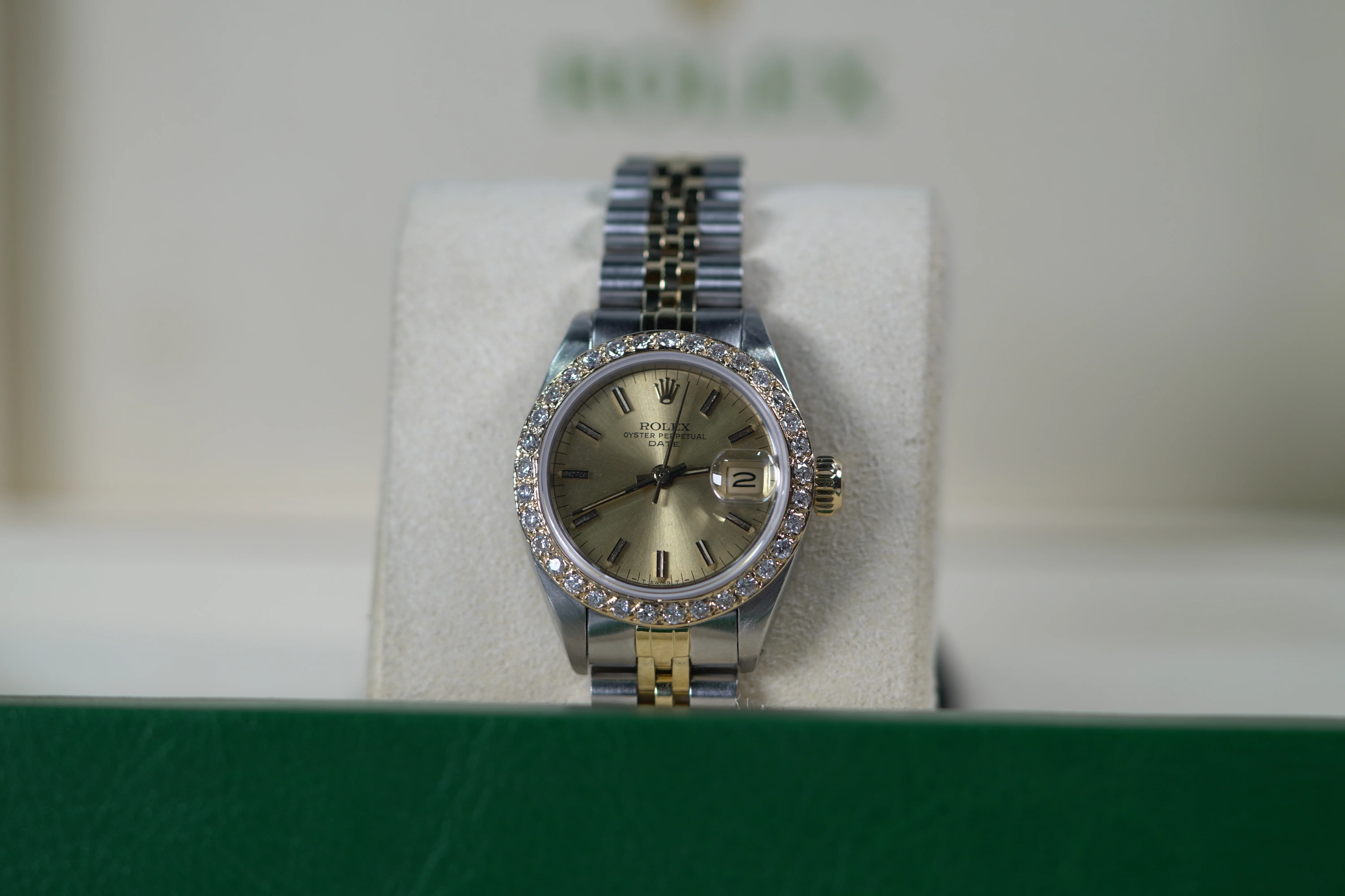 Rolex Lady-Datejust 28 mm Champagne-Colour Dial with Diamonds Oystersteel and 18k Yellow Gold Jubilee Bracelet 279383rbr-0001 - Image 2